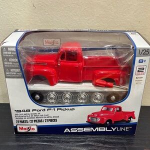 Maisto Red 1948 Ford F-1 Pickup Model Kit